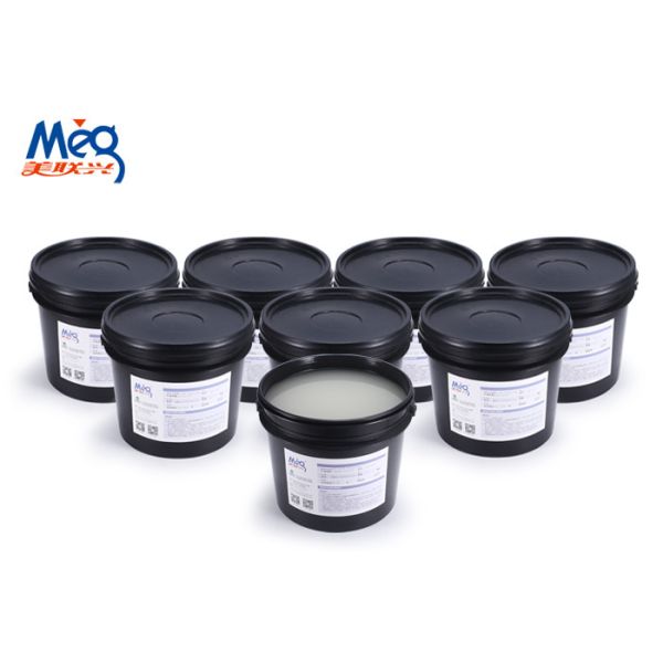 Soft Touching UV Silk Varnish , Professional Matte Uv Varnish Abrasion