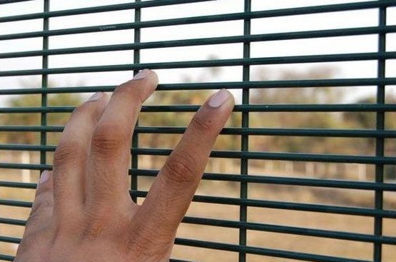 High Density 358 Prison Wire Fence High Security ,Top With Razor For Africa Market