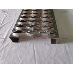 300mm Aluminum Serrated Metal Grating Grip Strut Walkway non rusting