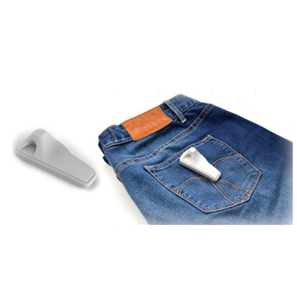 Long Range UHF RFID Tags , Passive RFID Tags For Garment Management