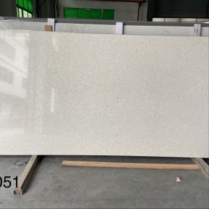 Stain Resistant Beige 15MM Engineered Quartz Stone For Vanitytop