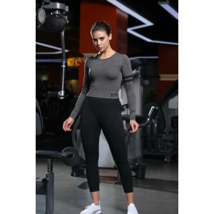 Quality Cropped Hem Yoga Long Sleeve Tops Anti Bacterial Sustainable for sale