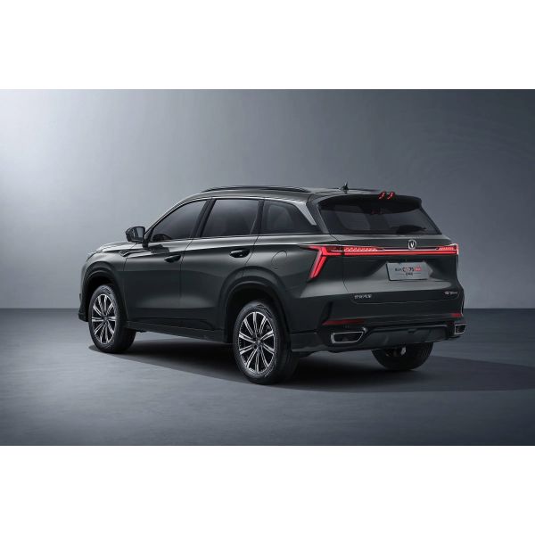 Petrol Changan Automobile CS75 Plus Car Versatile And Powerful With High End