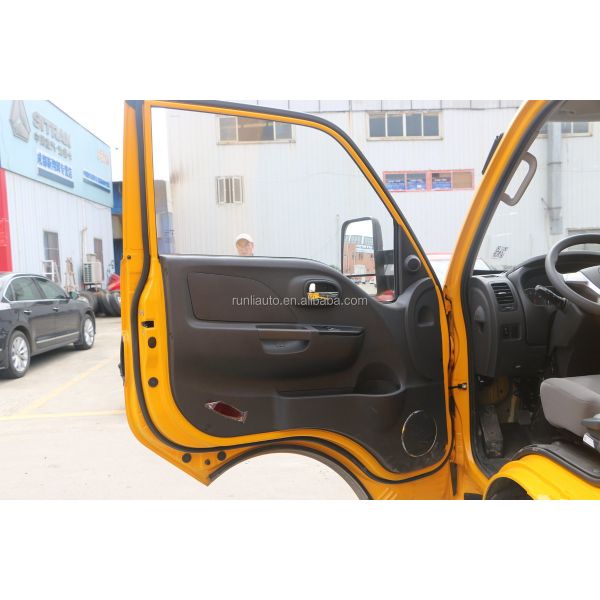 JAC X5 Mini Van Truck 3Ton With Good Price for Sale 008615826750255