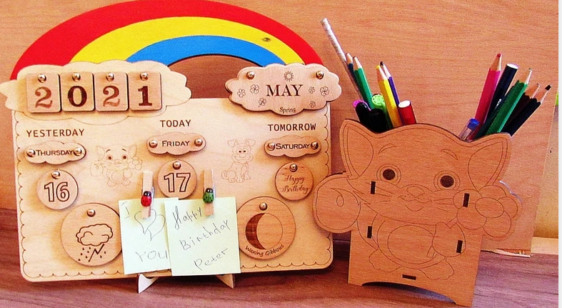 Home Wooden Calendar Kid Montessori Calendar Organizer School Educational Toy