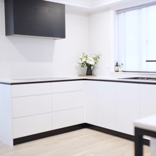 Modern Luxury Matte White Handless Lacquer Home Storage Sales Kitchen Cabinets