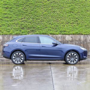 80kWh Battery Capacity Huawei Aito M5 4WD SUV Automotive Plug-in Hybrid Fuel