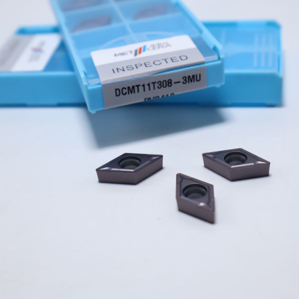 DCMT07 DCMT11T3 55° Rhombic Carbide Turning Inserts for Steel, Stainless Steel,