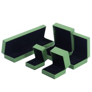 China Handmade Eco Cardboard flip green Jewelry Box customizable jewellery box on sale