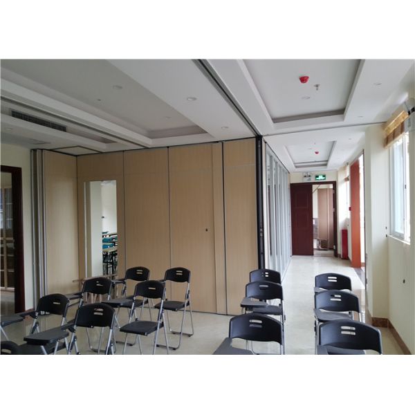 65mm Sliding Partition Walls Aluminium Vertical Folding Partitions For Art Gallery