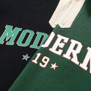 Cute Embroidered Sweatshirts 380g Customized Polyester Anti Wrinkle