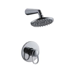 Wall Mounted brass Bath Shower Faucet with Chrome Finishing