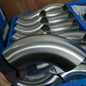 R1 R1.5 90 Degree Steel Pipe Elbow A234 Wpb Black Painting Butt Weld Seamless 8