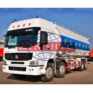 China HOWO Dry Bulk Cement Bulk Cement Truck 12 Wheeler 40m3 Tank Volume on sale