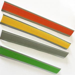 Red Flexible PVC Edging Stair Nosing with Weather-Resistant Coating