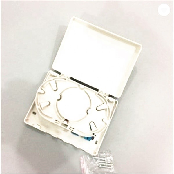 Buy ftth 4 core  4 port plasticfiber optic termination box at wholesale prices