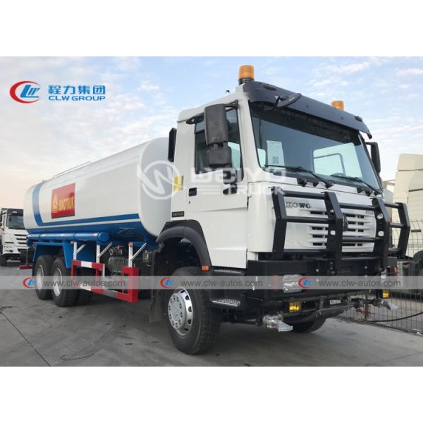 Sinotruk Howo 6x6 Off Road 20000L Water Sprinkler Truck