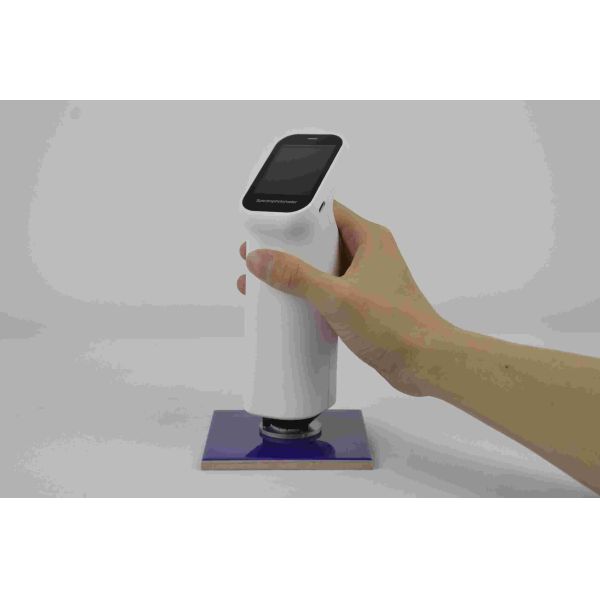 Buy Ips Full Color Screen 2.4 Inches Degree Portable Spectrophotometer CS-520 D/8 UV 400 - 700nm at wholesale prices