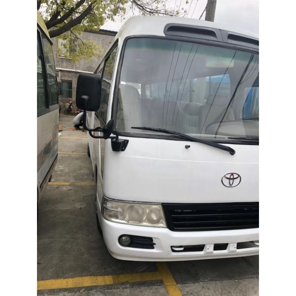 Buy 1HZ Engine Diesel Used Passenger Bus 21 - 40 Seats 4 - 6L Engine Capacity at wholesale prices