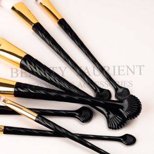 Antibacterial Face Makeup Brush Set 7piece With Fishtail Plastic Handle