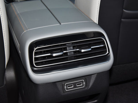 Customized 2023 Aion V Plus 70 80 V90 High Speed Electric Car with Max Speed of 160 Km/h