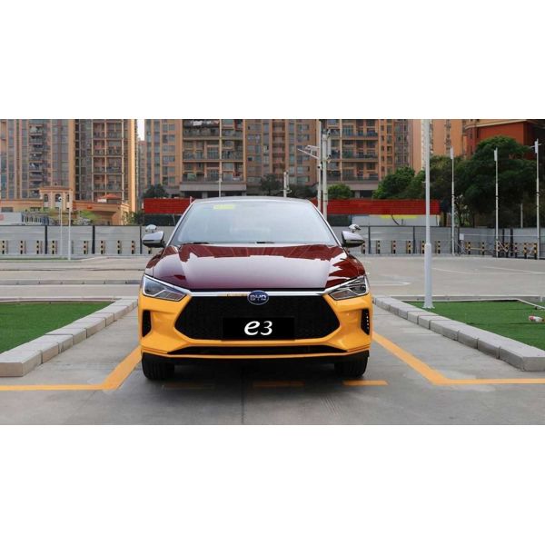 Ternary Lithium Battery BYD E3 Electric Car 130km/H Range 401km FWD Electric Car