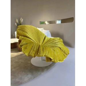 Nordic Light Luxury Velvet Flower Petal Chair Hotel Showroom Stainless Steel