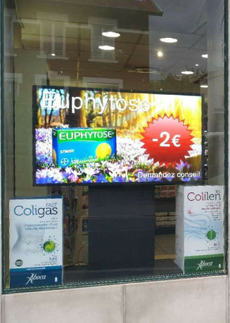 65 inch Double Sided Digital Signage 4K High Bright 2500 nits LED Array