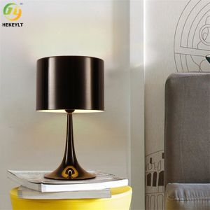 60 Watt E27 Metal Bedside Table Lamp Modern Simple