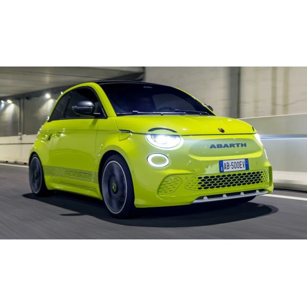 Cute And Sporty At Abarth 500e Hot Hatchback Electric Car As Fun As Petrol 152P