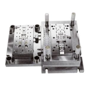 Precision Connector Injection Molding S136 H13 Terminal Metal Plastic Housing