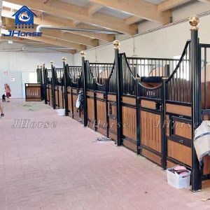 Affordable Livestock Horse Stable Bamboo Or Pine Infill Material For Budget Friendly Option
