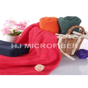 Red Washable Microfiber Body Towels / Absorbent Bath Towels 70 x 140cm