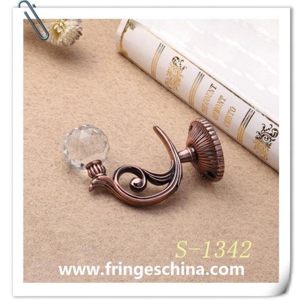 High quality classical customized metal curtain hooks for home decorations
