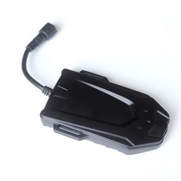 New IP66 Waterproof 3G WCDMA Vehicle GPS Tracker Realtime Locate GPS locator Remote cut oil or circuit supported