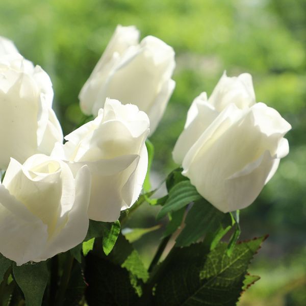 Simulated Rose Texture Moisturizing Rose Bud Simulated Flower Home Decoration Wedding Handheld Flower Fake Flower Cross border Wholesale