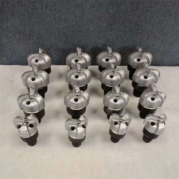 Rock Tungsten Carbide Drilling Bits Water Well Diamond PDC Oil Drill Bit