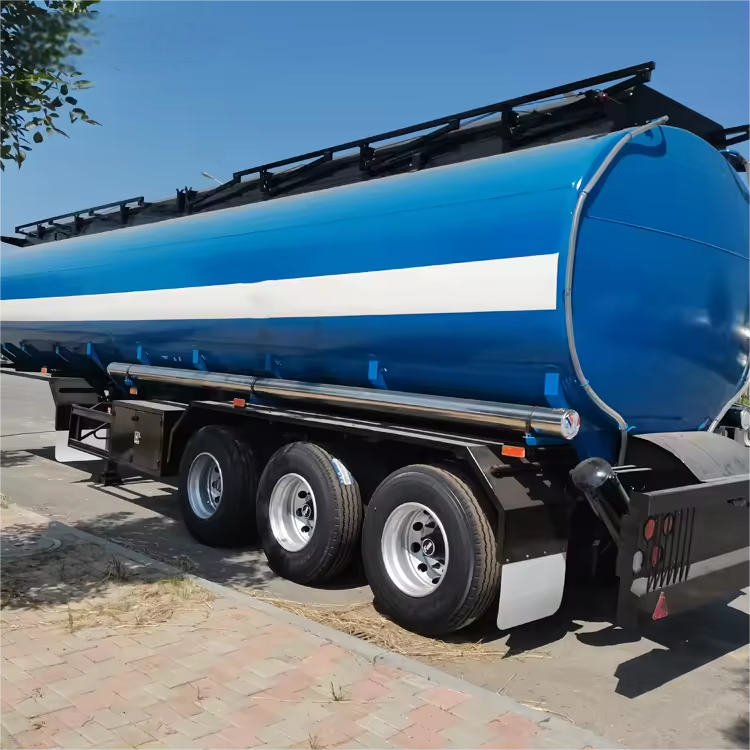 Chinese manufacturer CIMC 30000-50000L new design built with the best quality carbon steel diesel fuel transport tanker truck
