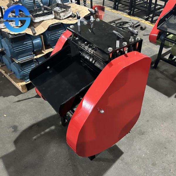 Buy Power 2.2 Kw Copper Wire Stripping Machine Diameter 1 - 35 Mm at wholesale prices