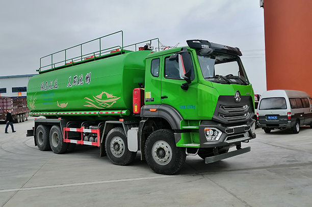 SINO TRUCK 310 Horsepower 8X4 6.6 Meter 25 Cubic Meter Dump Truck for Transport, Sludge, Sewage, Manure, Mud, Sludge and Other