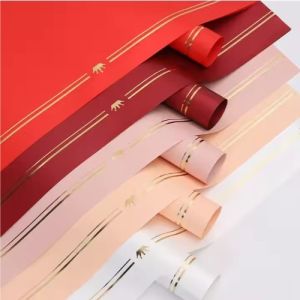 50g Waterproof Flower Wrapping Paper with Crown Pattern Customized Gift