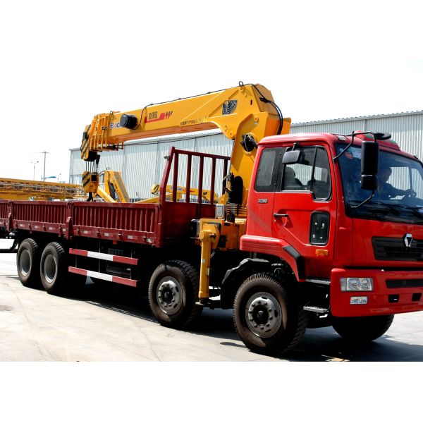 Buy 16T 20000mm Lifting Height Mobile Telescopic Boom Truck Crane at wholesale prices