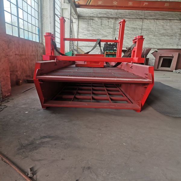 Buy Mqg Mining Vibrating Screen For Ore Materials at wholesale prices