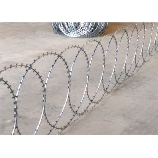 Buy Fence Flat Wrap Razor Wire Connected By Clips , Razor Blade Barbed Wire at wholesale prices