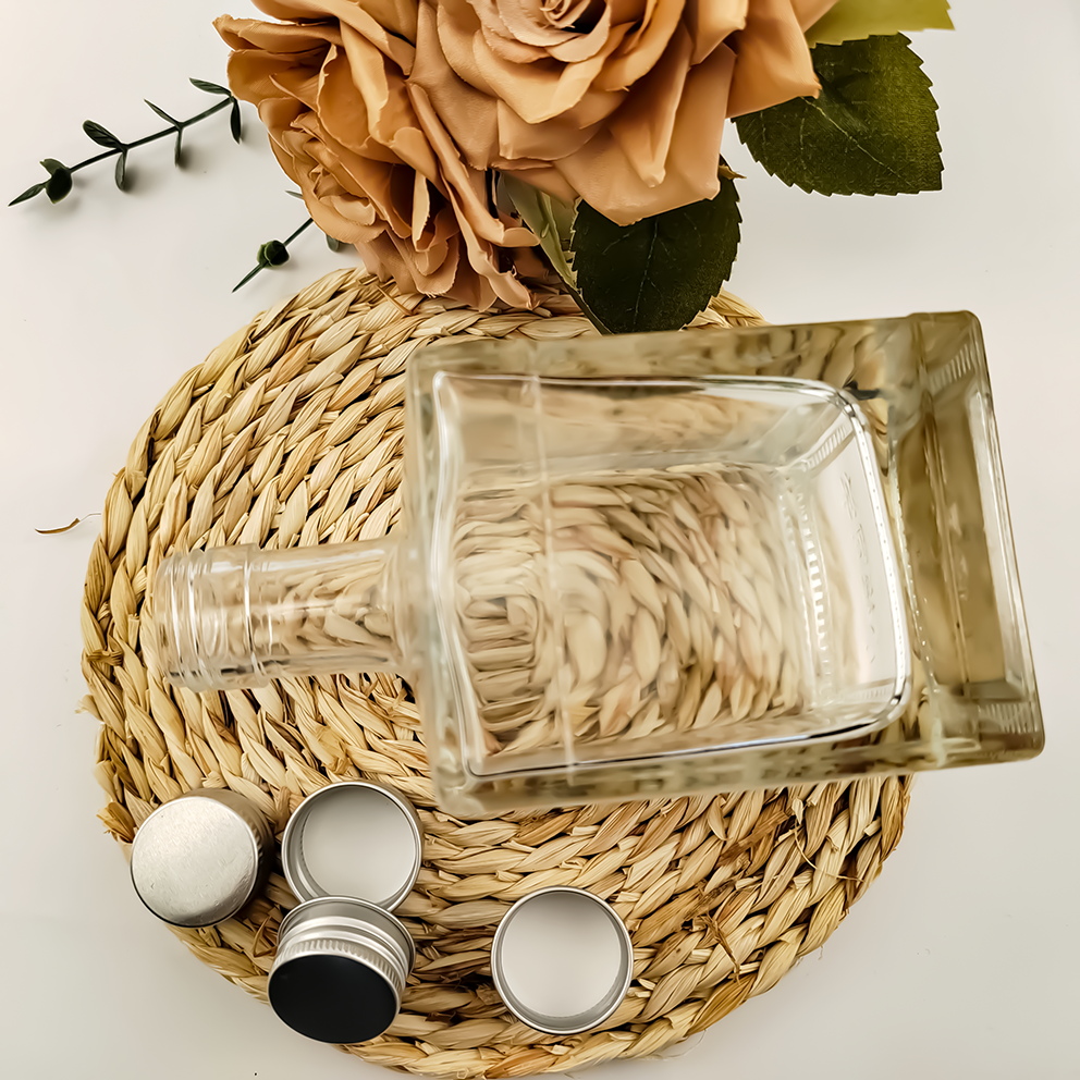 1000ML Glass Cubic Wine Bottle with Cork Cap made of Transparent Glass Material