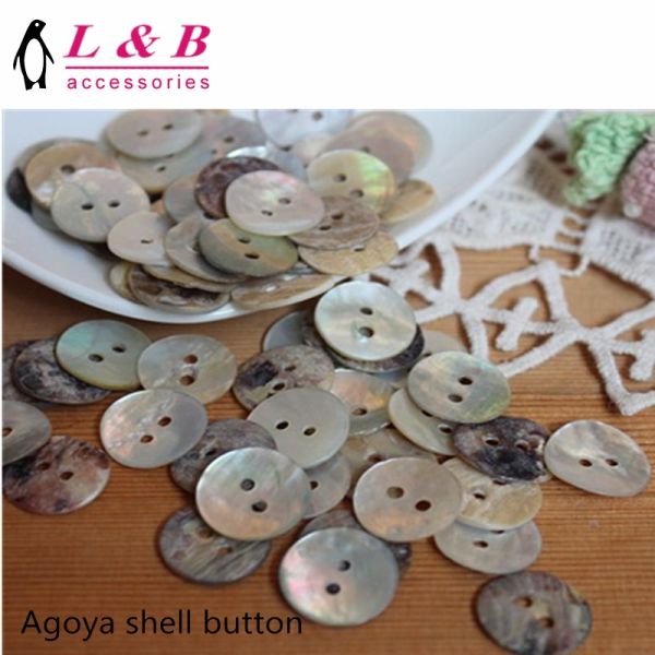 Wholesale nature button high-end 2/4hole coconut shell buckle button.