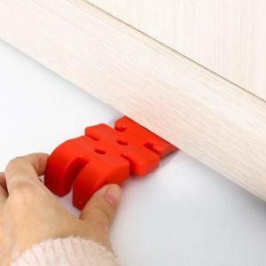 Supplier professional custom design plastic beer wine bottle opener