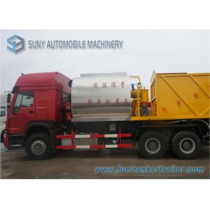 China HOWO Road Synchronous Chip Sealer 6000L With ZZ1257M4641W Chassis on sale