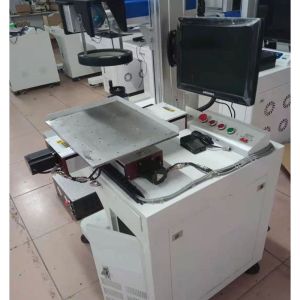 CCD flying fiber laser marking engraving machine with flying system for