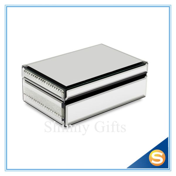 Buy Silver Royal Design Mirror Jewellery box packaging Gift Box at wholesale prices